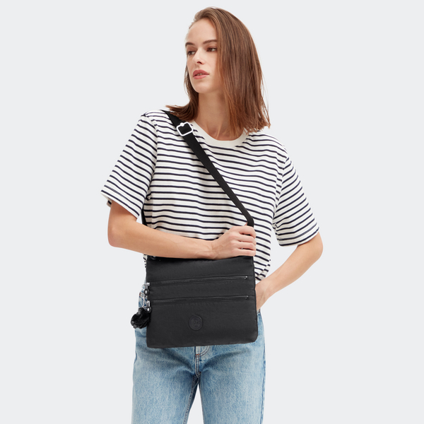 Kipling alvar black hotsell