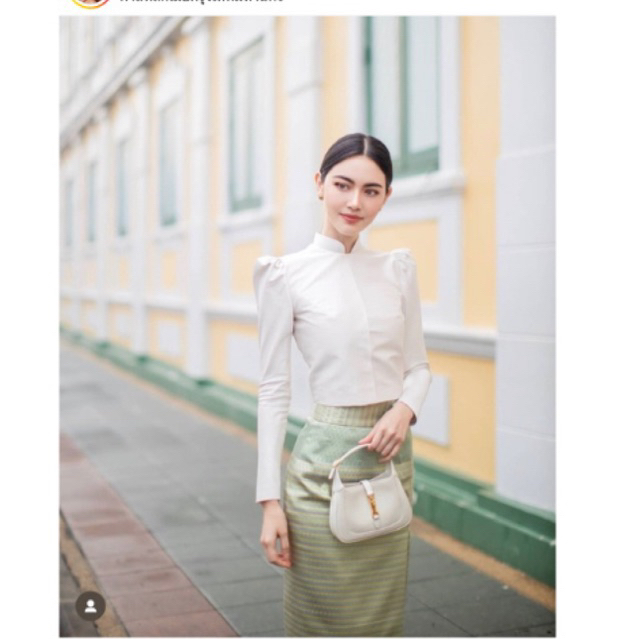 เสื้อไหมไทยบรมสี่เส้น ผ้าไหมดาวิกา ทรงเข้ารูป สวยสง่า ราคาโปร ส่งฟรี มุมมองที่ 2