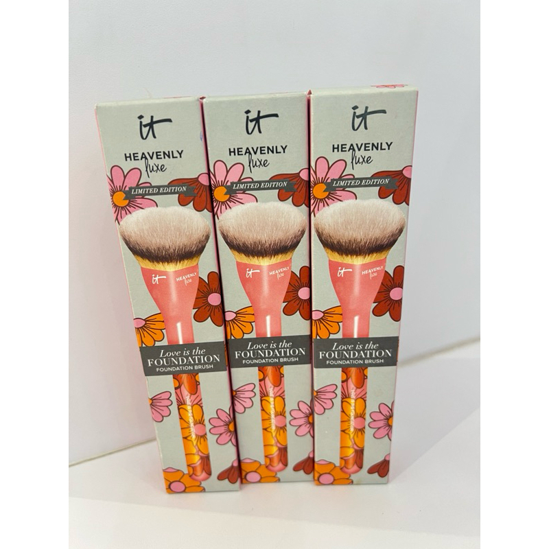 IT Cosmetics Foundation Brush Limited Edition Shopee Thailand