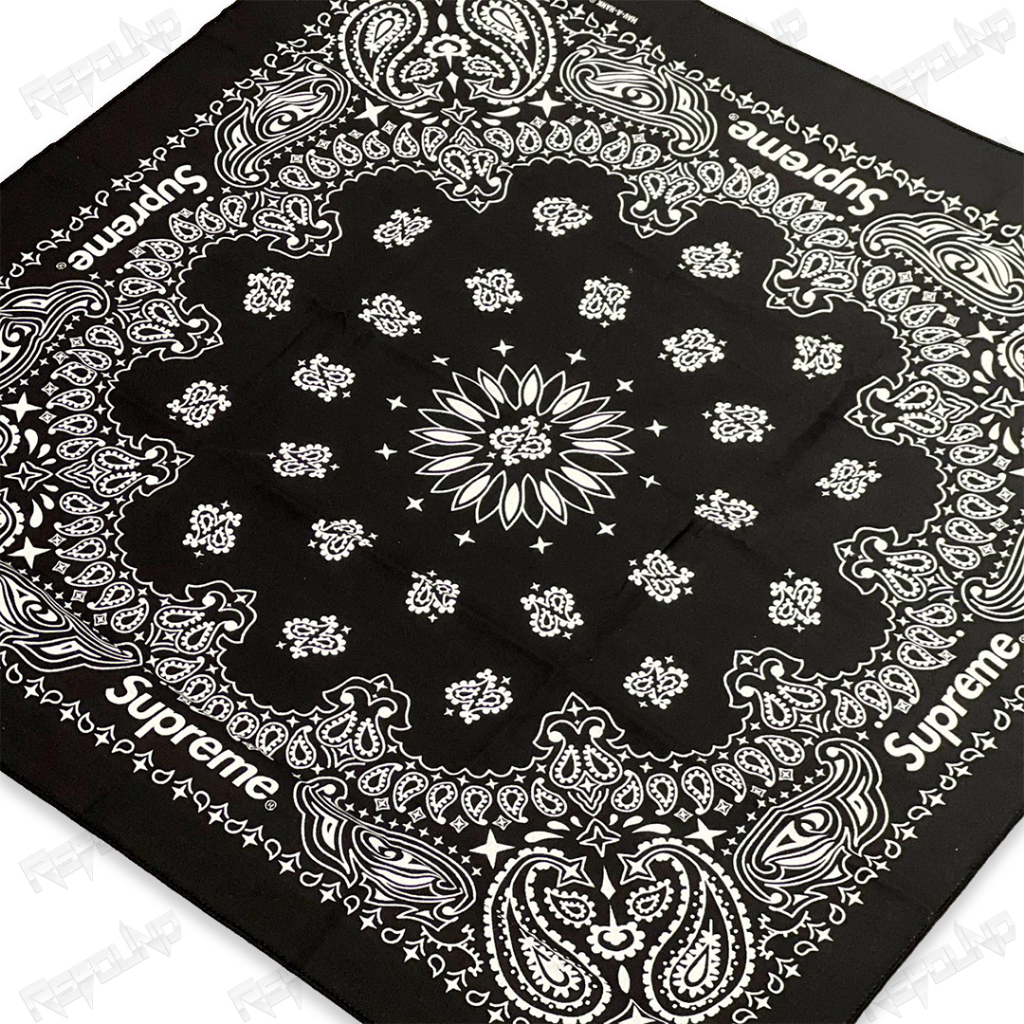 ผ้าเช็ดหน้า Supreme Hav-A-Hank Bandanas (3 Pack) Multicolor