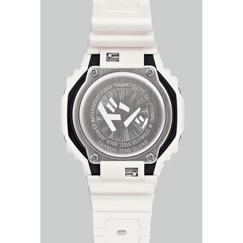 G-SHOCK ホワイト デジタル腕時計 5611 CASIO G-SHOCK 5611 ホワイト