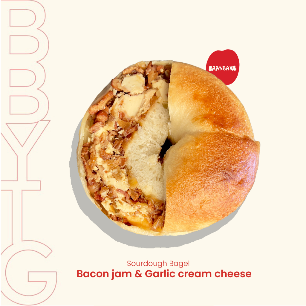 🥯🥓 Sourdough bacon jam & garlic cream cheese bagel (ขนมปังเบเกิลไส้เบ