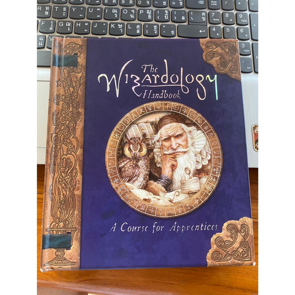 The Wizardology Handbook/ คู่มือ คัมภีร์พ่อมด 300667 | Shopee Thailand