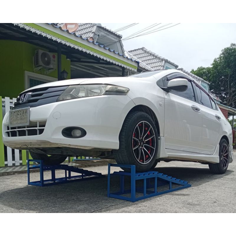 car-ramp-บันไดเหล็กรถขึ้น-ใช้เหล็กฉากทั้งชุด-ชุดนี้ใช้ได้รถเก๋งและกะบะทั่วไป