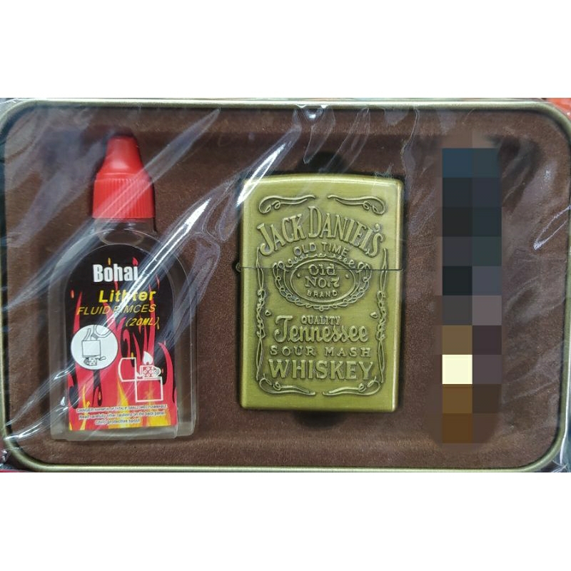 ไฟแช็คน้ำมัน มีหลายลาย มากับชุด Box set ประกอบด้วยน้ำมันไฟแช็ค และก้าน ...