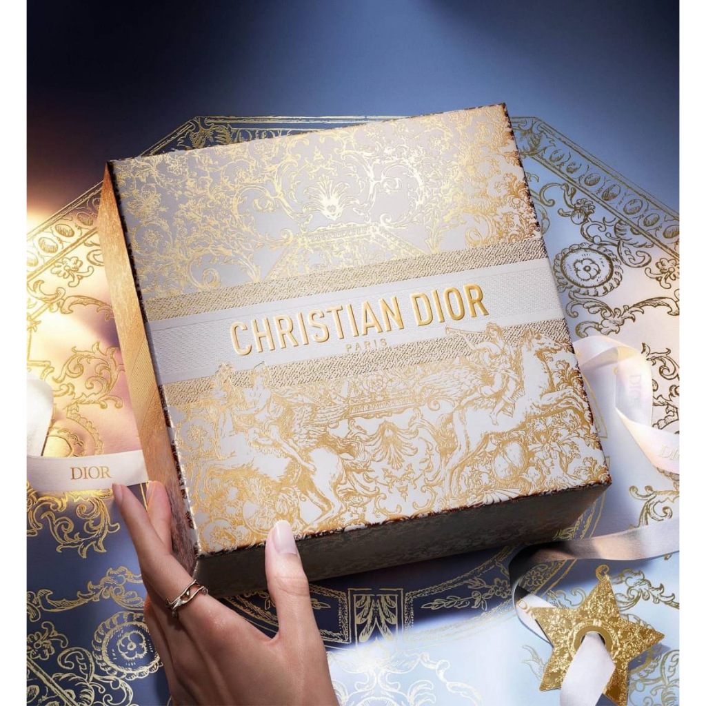 กล่องของขวัญ Dior Christmas Box Limited Collection 2023 Shopee Thailand