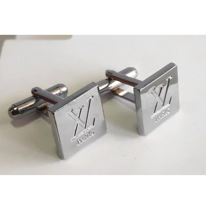 Cufflinks(คัฟลิงค์) Louis Vuitton Stainless Steel กระดุมข้อมือของขวัญ ...