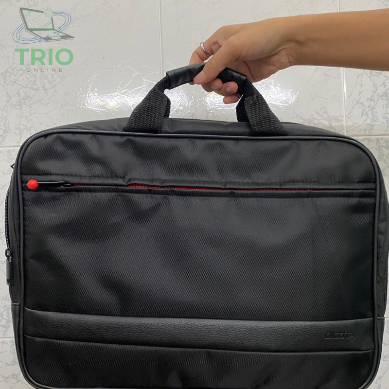 กระเป๋าสะพายข้างใส่โน๊ตบุ๊ค (สีดำ) Lenovo(เลอโนโว) BISmart carry case