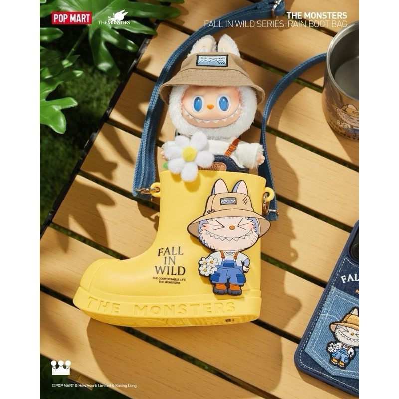 [ของแท้ พร้อมส่ง] กระเป๋า Labubu Fall in Wild Series-Rain Boot Bag ...