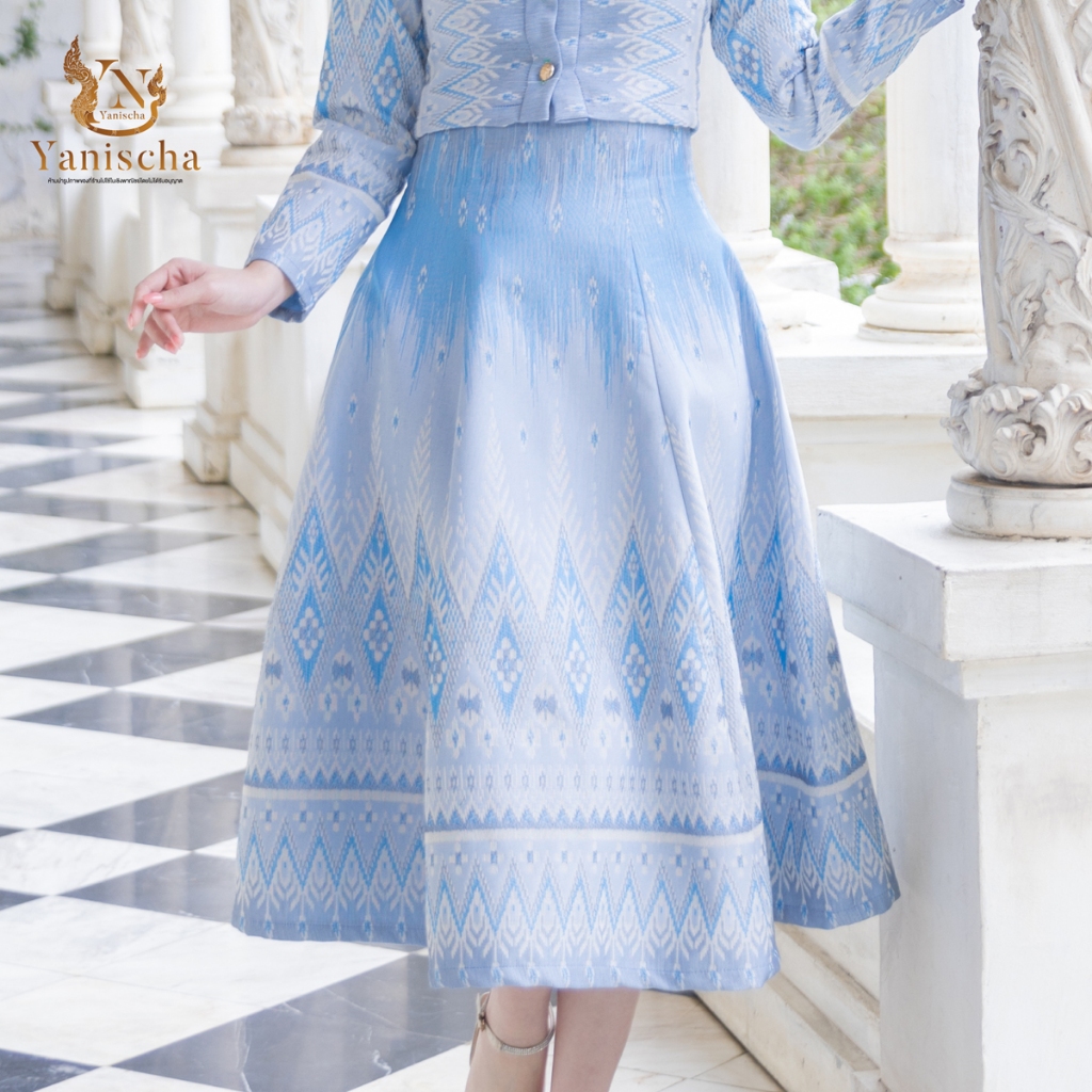 ชุดเซ็ทผ้าไหมทอลายวนิดา สีฟ้า ชุดออกงานไปวัดงานเลี้ยง สวยหรู พร้อมส่ง มุมมองที่ 5