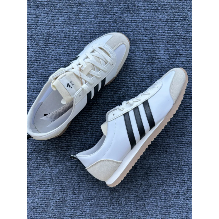 adidas gazelle silver green womens สีเทา adidas รองเท้าผู้ชาย Adizero Evo SL main image 0