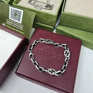 GUCCI 蜂 ネクタイ 紺色✖️金 ソリッド ワンポイント　✨新品未使用✨ gucci แบรนด์เนม ราคาพิเศษ | ซื้อออนไลน์ที่ Shopee ส่งฟรี