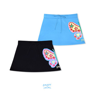 DADDY | IPYAL x Daddy Fly Away Mini Skirt กระโปรงเอวต่ำผ้า สกรีนรูปผีเสื้อสีสันสดใส สีดำ สีฟ้า