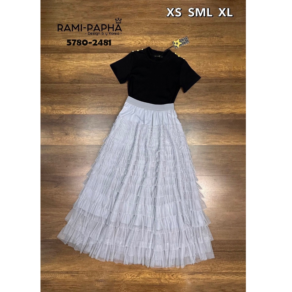 rami-papha-เสื้อ-กระโปรง-เสื้อยืดสีดำ-รบกวนเช็คสต๊อกก่อนกดสั่งซื้อ