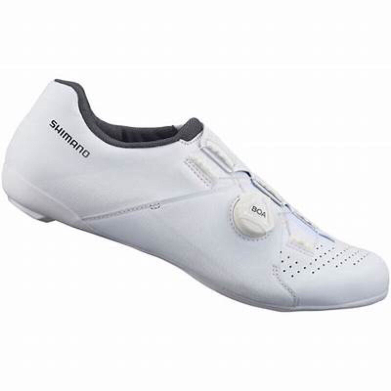 รองเท้าจักรยานshimano-rc300