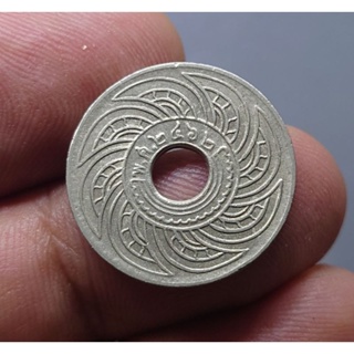 เหรียญสตางค์รู 10 สตางค์ สต. เนื้อนิเกิล ปี พ.ศ. 2462 พิมพ์ตัวกลม  ผ่านใช้งาน #สตางรู #เหรียญโบราณ #ของสะสม #เงินโบราณ
