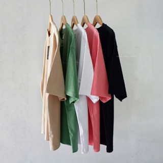 เสื้อยืด Oversize Basic Unisex แต่งกระเป๋าหน้า ผ้าคอตตอนเกรดพรีเมี่ยม