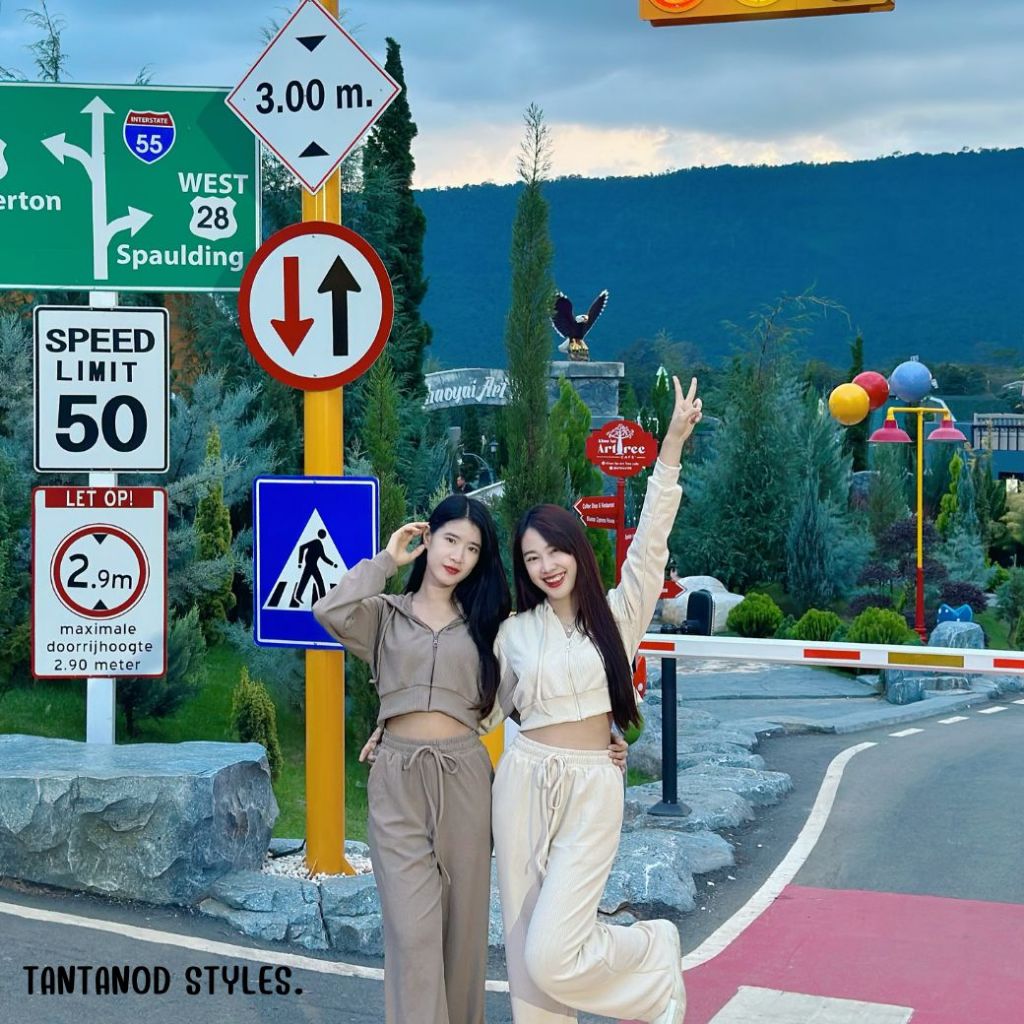 ชุดเซต เสื้อฮู้ดมีซิป กางเกงขายาว รุ่น Cosy