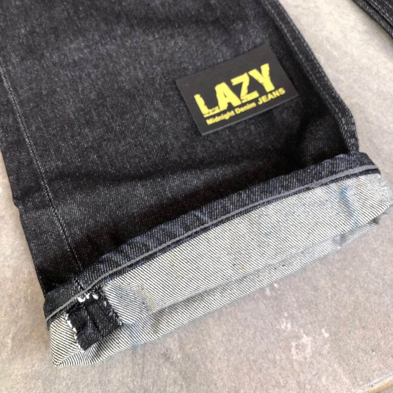 LAZY กางเกงยีนส์ แท้ 15Oz. แถมป้าย+ตะขอห้อย สีมิดไนท์ https://wayoza.com