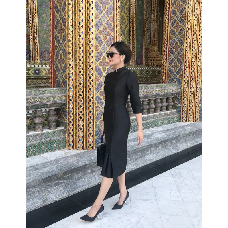 เดรสไทยจิตรดาประยุกต์ ผ้าไหมอิตาลีดำสนิท ทรงเข้ารูปสวย ไซส์ S-5XL พร้อมส่ง
