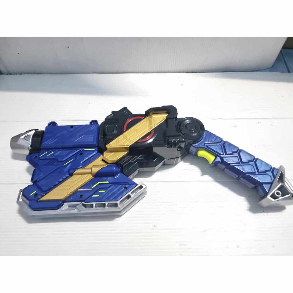 Bandai Kamen Rider Zero-One DX ZetsumeRiser - Cintura Giocattolo Con Chiavi Zetsumerize Mammoth E Dodo