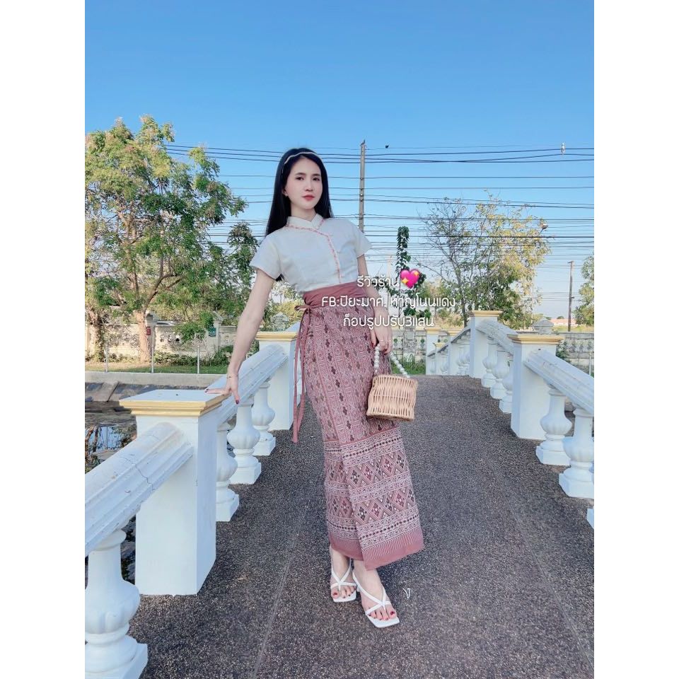 ผ้าถุงผ้าฝ้ายฟรีไซส์ Z58 นุ่งสบาย สีสวย ใส่ได้ทุกโอกาส #ชุดไทยประยุกต์ราคาถูก มุมมองที่ 2