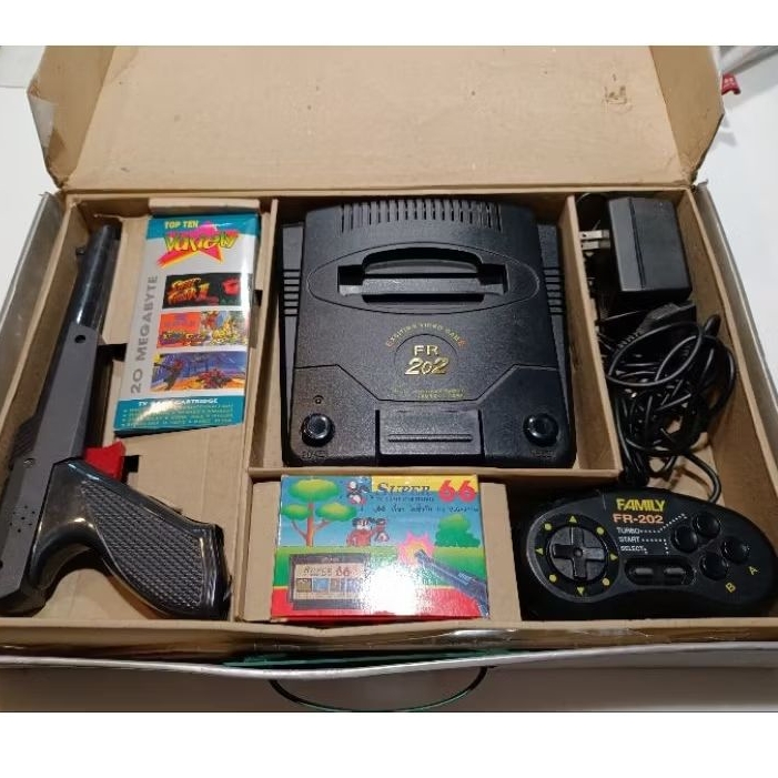เครื่องเกม FR 202 funny set พร้อมตลับเกมในตำนานครบสมบูรณ์ที่สุด ของหา ...