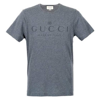 พร้อมส่ง 🔥Sale 7399🔥 เสื้อ Gucci สีเทา ลายโลโก้แบรนด์เด่นๆ เรียบหรูดูแพง ใส่ได้ทุกโอกาส Size S : อก 36 นิ้ว