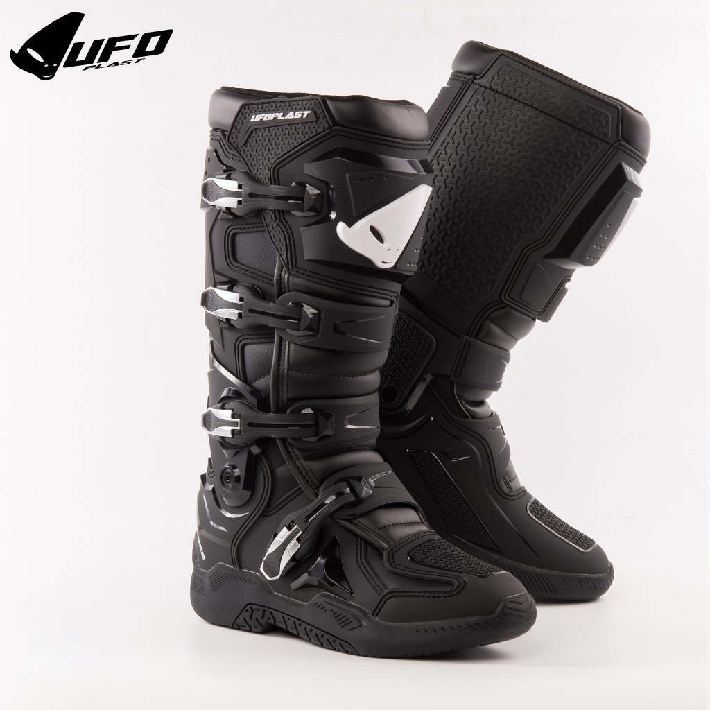 Bottes Mixte Xander UFO PLAST - Blanc/Noir - Pointure 39 à 47 Disponible