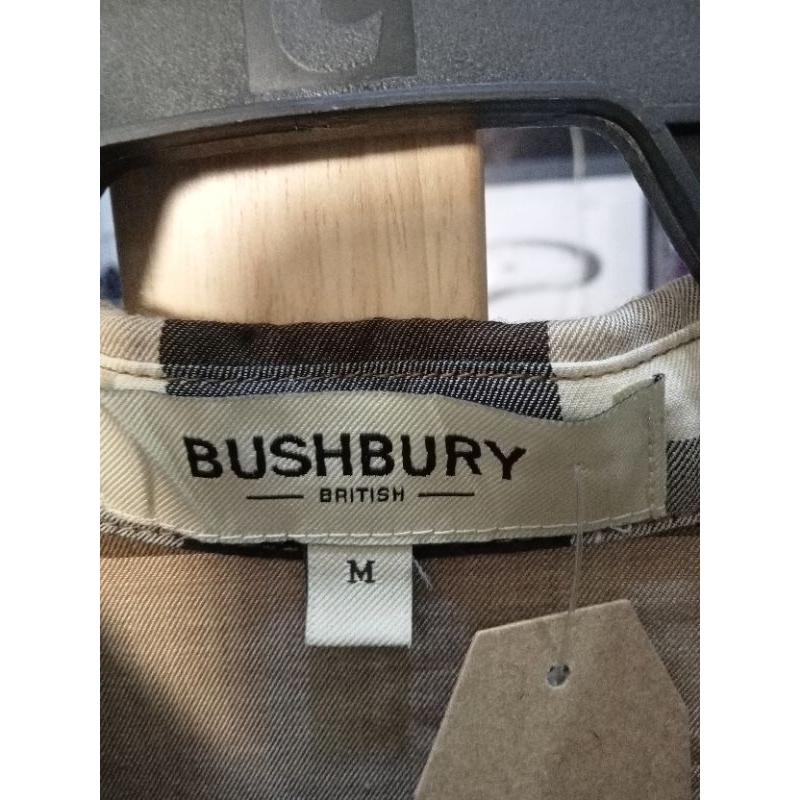 bushbury-เสื้อเชิ้ตลายสก๊อตสีน้ำตาลมือสองสภาพดี