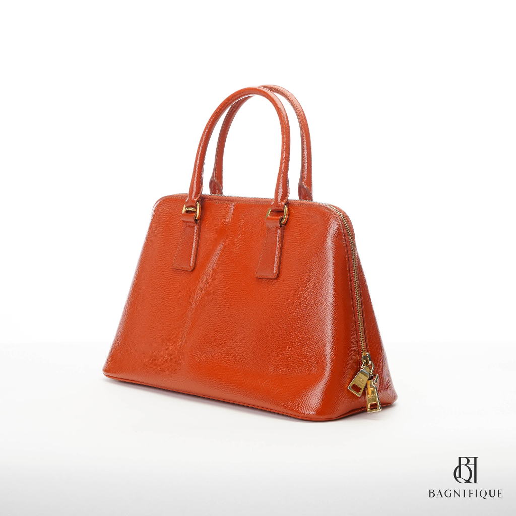 prada-saffiano-orange-ghw