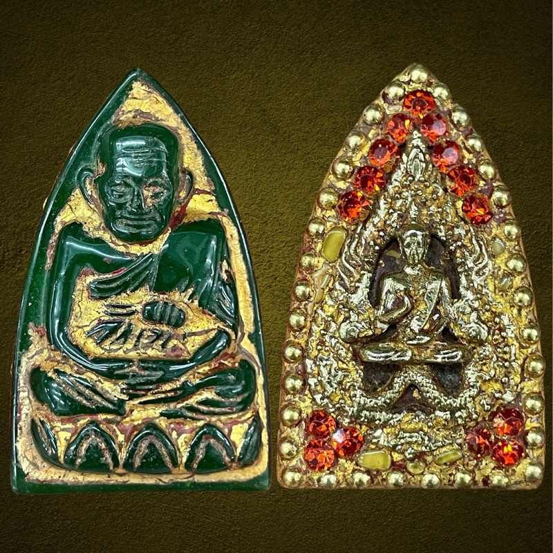 หลวงปู่ทวด-หลังประดับพลอย-เนื้อหยกเขียว-กรุวัดพระแก้ว-กรุวังหน้า-amulet