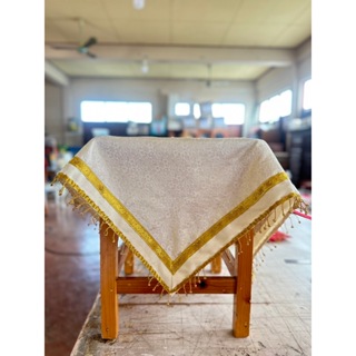 ผ้าปูโต๊ะ, ผ้าคลุมโต๊ะเคียง ชุดผ้าสาหรีไหมอินเดีย (A set of side table cloth)
