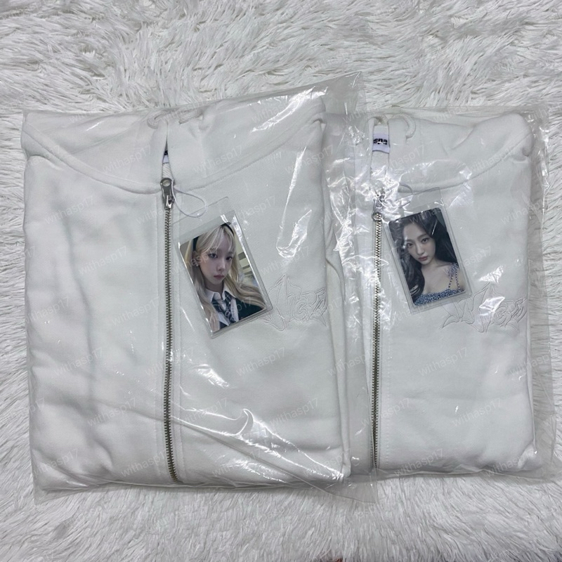 พร้อมส่ง] aespa MY WORLD - The 3rd Mini Album MD - ZIP-UP HOODIE