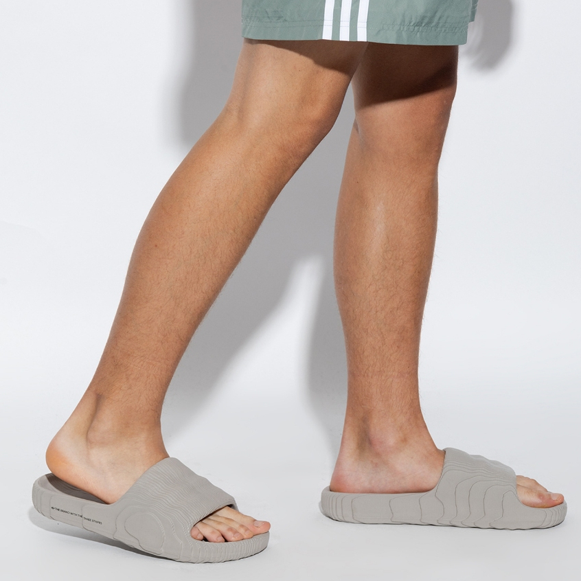 Adidas Collection รองเท้าแตะ รองเท้าแฟชั่น Adilette 22 Slides ID4925 ...