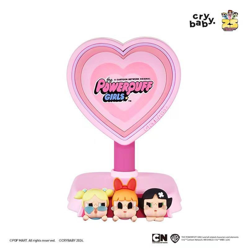 POPMART Crying Baby CRYBABY Powerpuff Girls Series ที่วางโทรศัพท์มือถือ ...