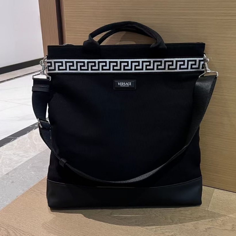 กระเป๋า Versace Fragrances Large Tote Bag Counter VIP GIFT แท้!! สินค้า ...