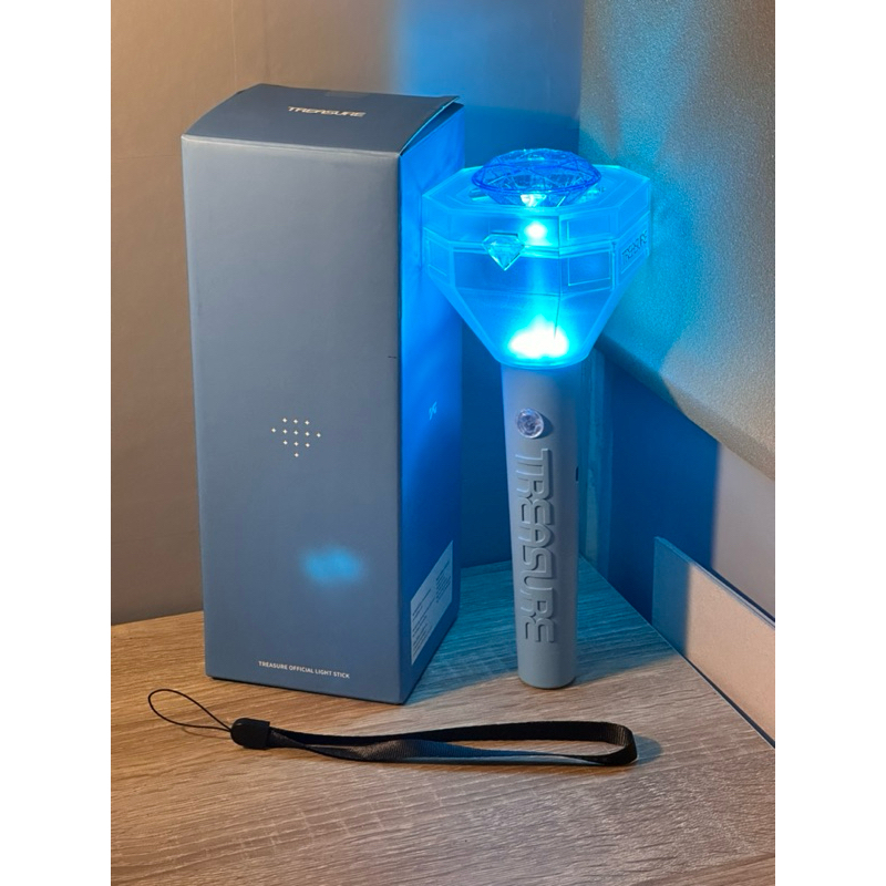 [มือสอง] แท่งไฟ TREASURE - TREASURE OFFICIAL LIGHT STICK | Shopee Thailand