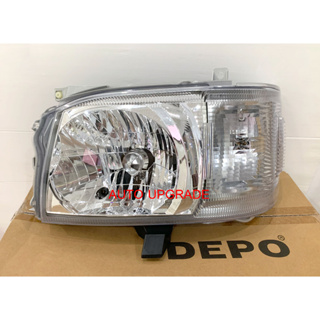 (Depo) ไฟหน้า TOYOTA HIACE COMMUTER 2005 2006 2007 2008 2009