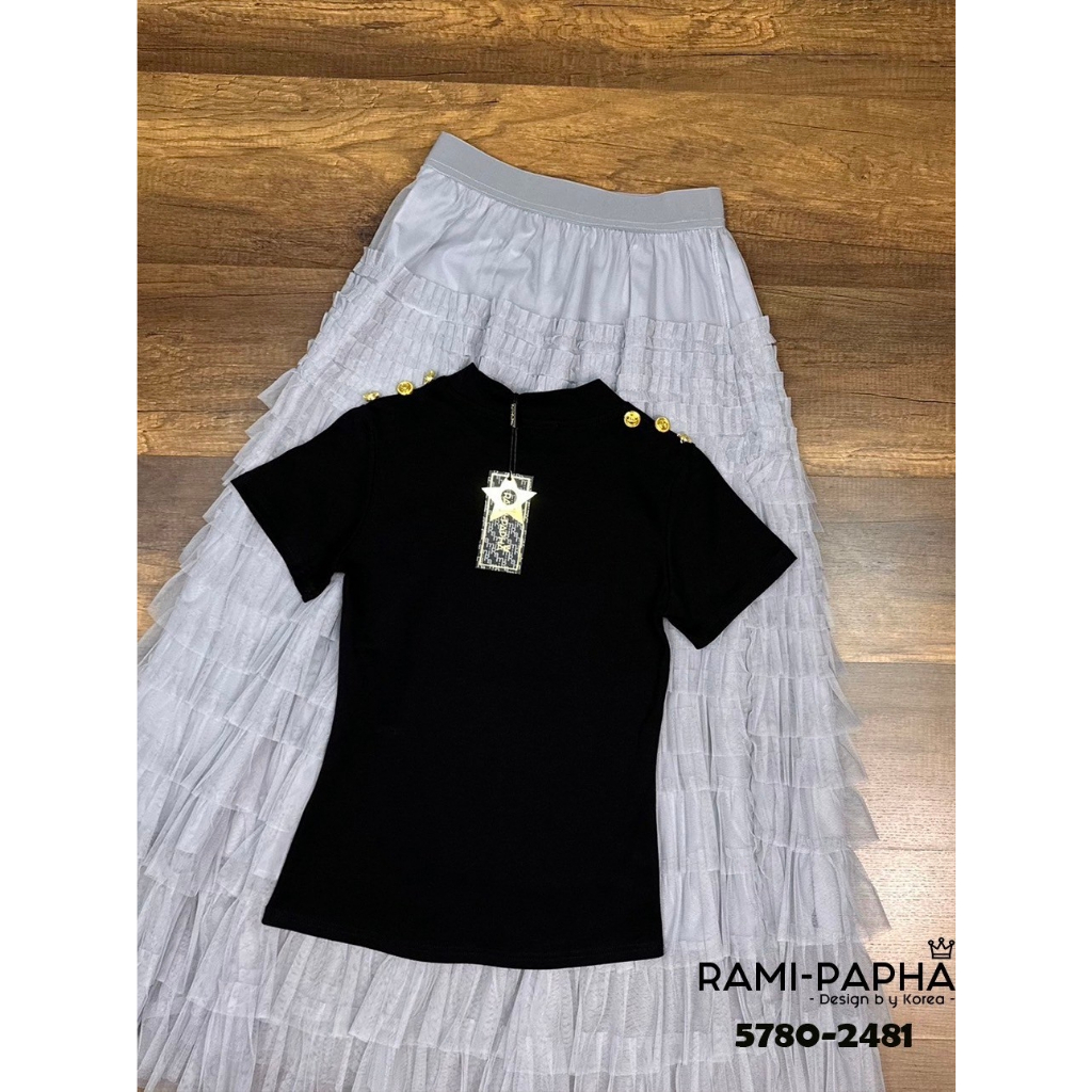 rami-papha-เสื้อ-กระโปรง-เสื้อยืดสีดำ-รบกวนเช็คสต๊อกก่อนกดสั่งซื้อ