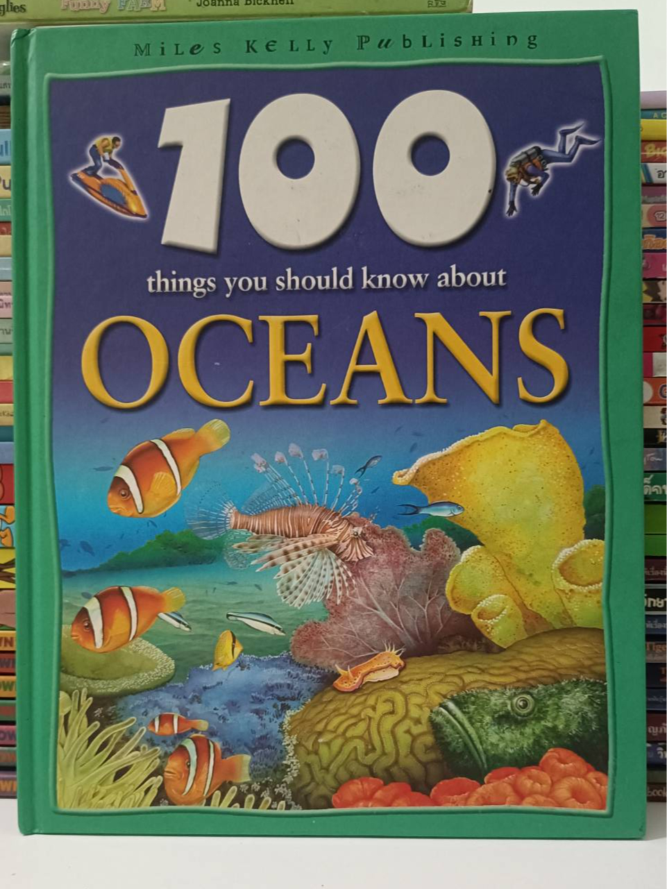 100-things-you-should-know-about-oceans-ปกแข็งมือ2