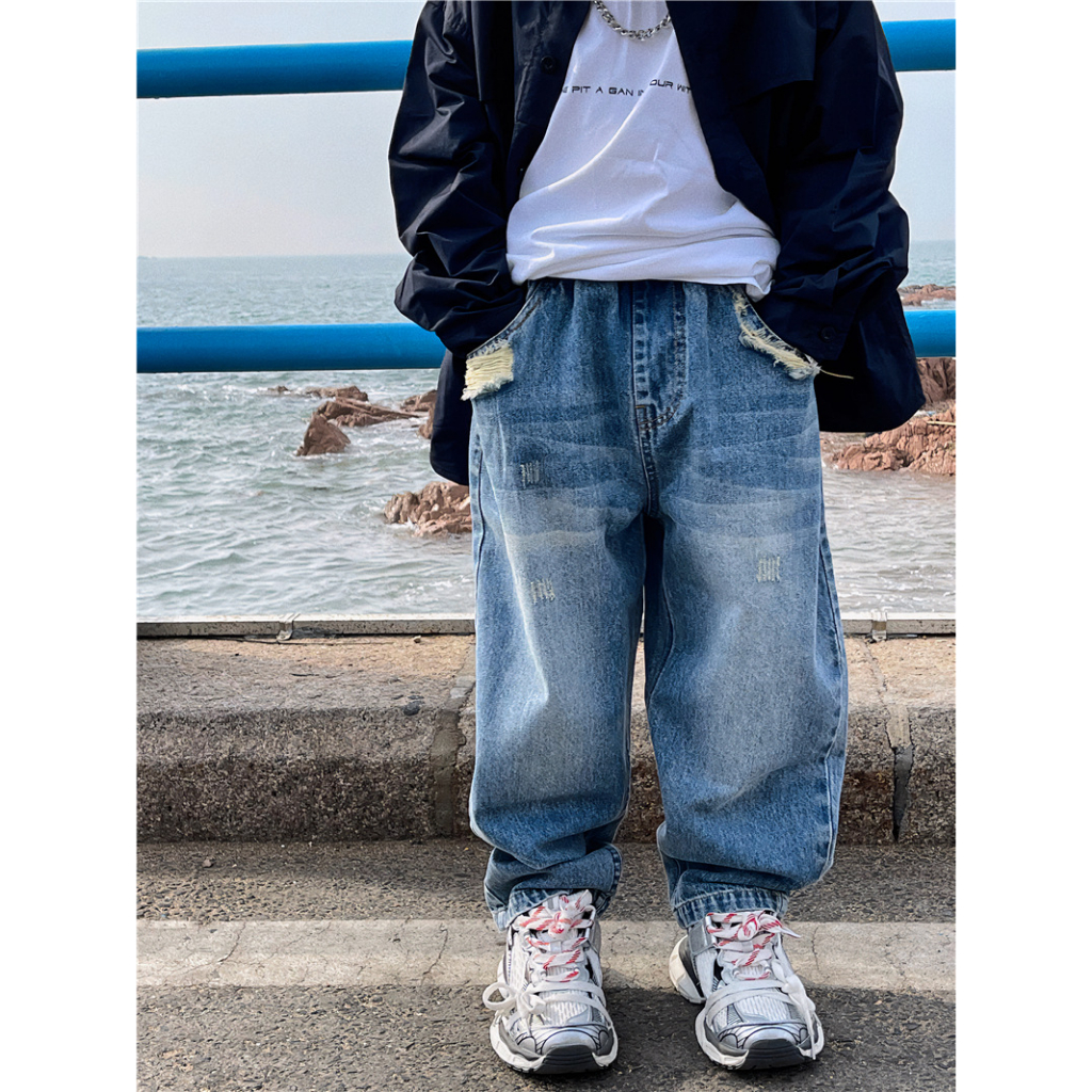 p13-กางเกงยีนส์ขายาวเด็กสีเข้มแต่งขาด