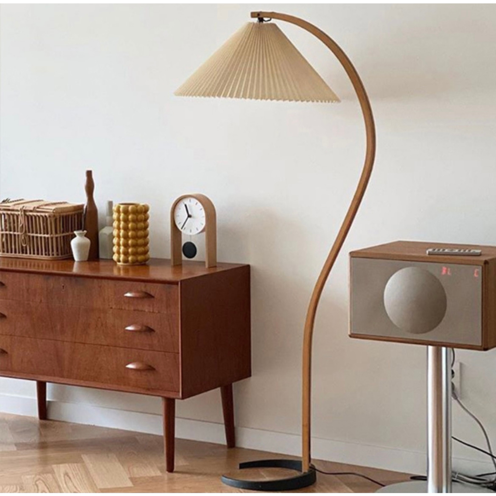 โคมไฟตั้งพื้น-vintage-pleated-floor-lamp-1960s-สไตล์เกาหลี-สินค้าพรีออร์เดอร์-15-วัน