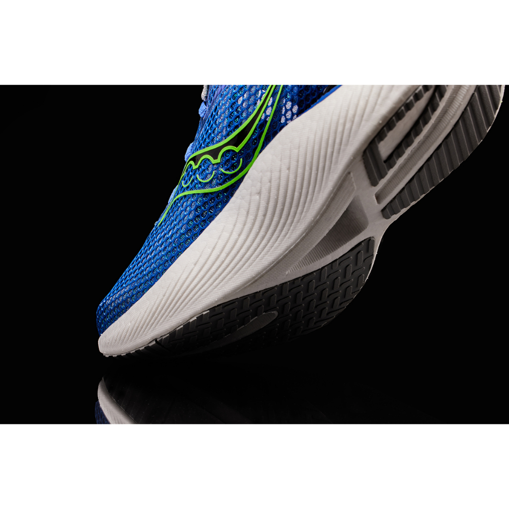 SAUCONY Men s Endorphin Pro 3 carbon fiber plate Shopee Thailand
