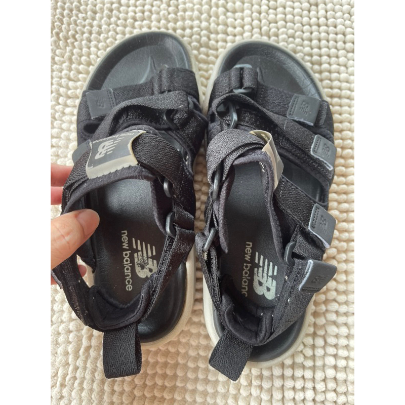 รองเท้าลำลองnew-balance-มือ2