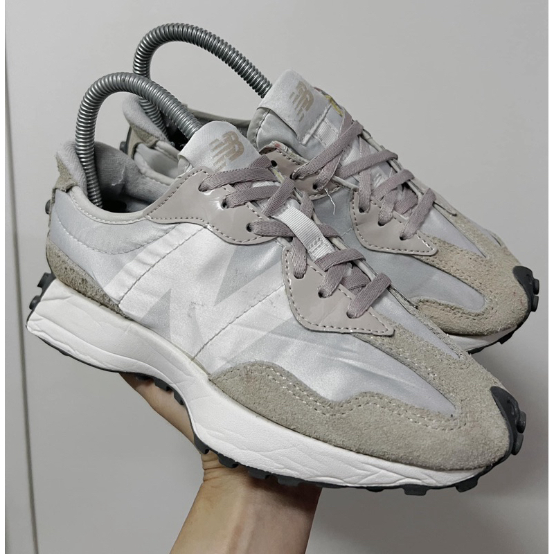 รองเท้ามือสองแบรนด์แท้ New Balance372 | Shopee Thailand