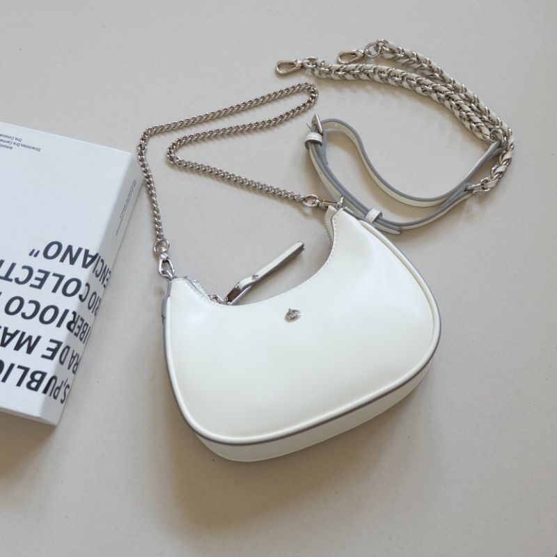 รุ่นขายดี-keep-tiny-bag-กระเป๋าสุภาพสัตรี-minimal-new-collection