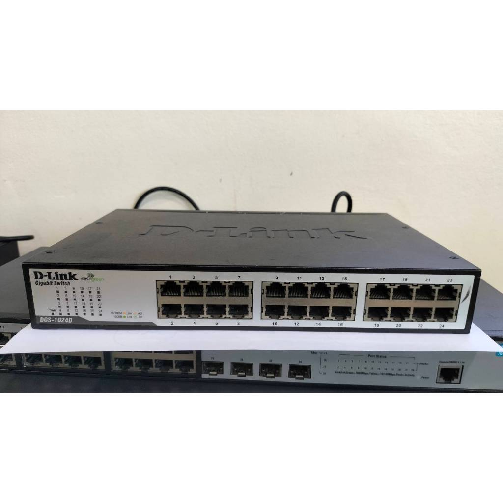 D-LINK DGS-1024D 24-Port มือสอง สภาพไม่สวย เน้นคนรับได้นะค่ะ ไม่มีรับ ...