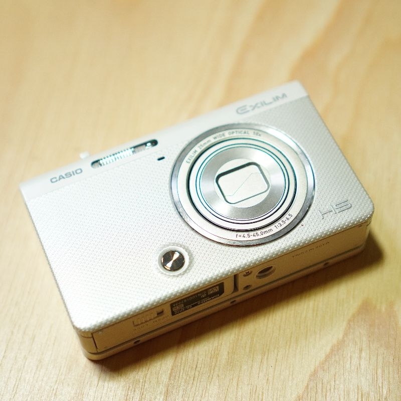 CASIO EXILIM EX-ZR50 デジタルカメラ ホワイト