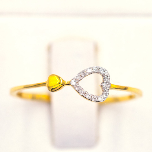 แหวนหัวใจฝังเพชรรอบ-แหวนเพชร-แหวนทองเพชรแท้-ทองแท้-37-5-9k-me009